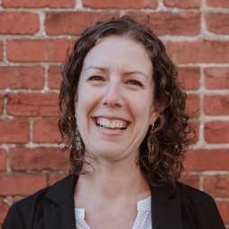 As Art Director at Hickok Cole, Rebecca’s most recent projects have included workplace branding for National Association of Broadcasters, Peace Corps Headquarters, American Gas Association and Kingston Apartments in McLean, Virginia.